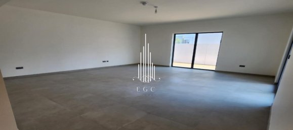 4 bedrooms Villa in Yas Island, UAE No. 44393 8