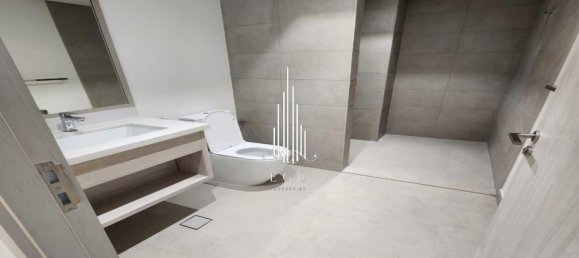 4 bedrooms Villa in Yas Island, UAE No. 44393 5