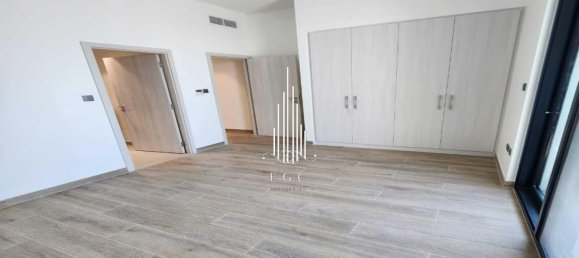 4 bedrooms Villa in Yas Island, UAE No. 44393 11