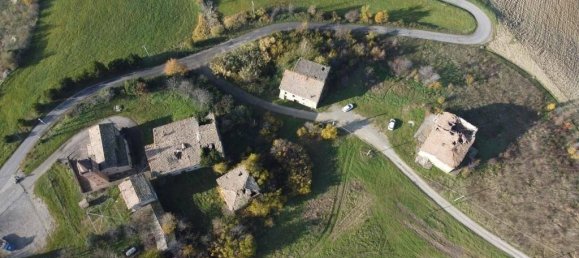 Casa de 8 divisões em Castelvetro di Modena, Italy N.º 153452 19