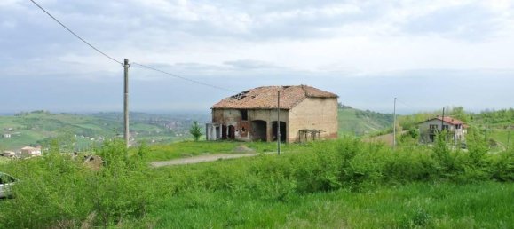 Casa de 8 divisões em Castelvetro di Modena, Italy N.º 153452 2