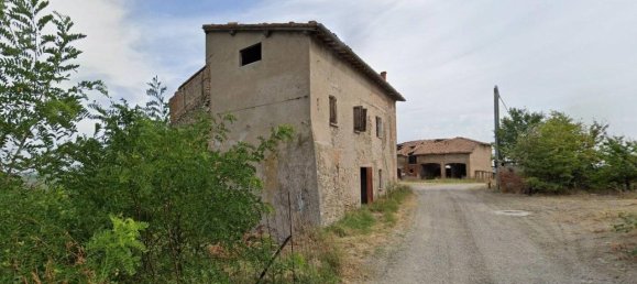 Casa de 8 divisões em Castelvetro di Modena, Italy N.º 153452 26
