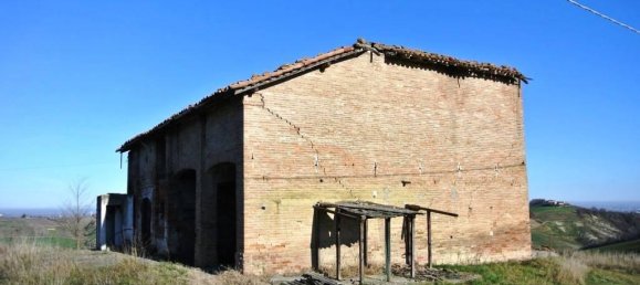 Casa de 8 divisões em Castelvetro di Modena, Italy N.º 153452 22