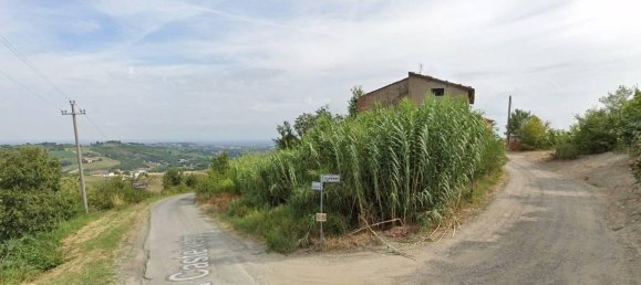 Casa de 8 divisões em Castelvetro di Modena, Italy N.º 153452 25