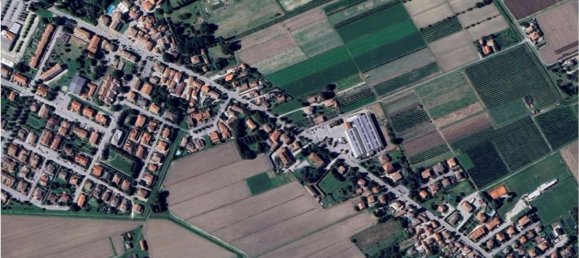 2 rooms Apartment in Argenta, Italy No. 25090 28