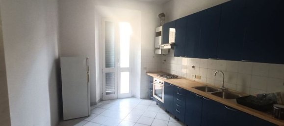 3-Zimmer Wohnung in Prato, Italy, Nr. 282445 6