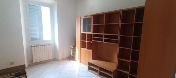 3-Zimmer Wohnung in Prato, Italy, Nr. 282445 17