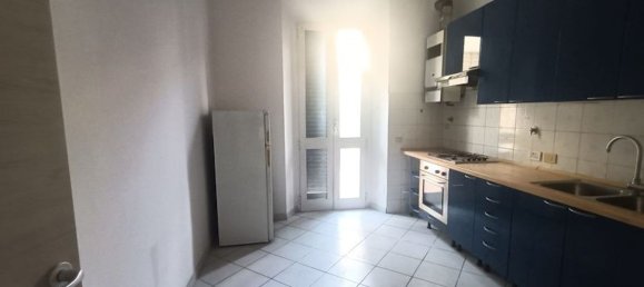 3-Zimmer Wohnung in Prato, Italy, Nr. 282445 5