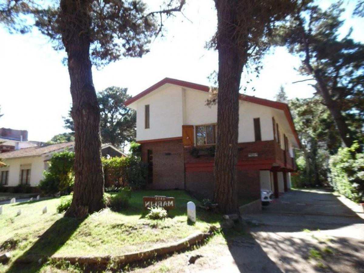 2 bedrooms Apartment in Mar del Plata, Argentina No. 76114