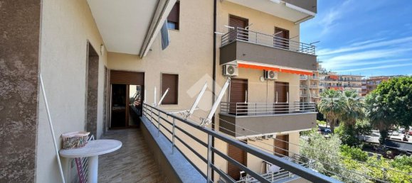 2 bedrooms Apartment in Salerno, Italy No. 346156 2