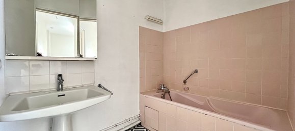 4 bedrooms Apartment in Orleans, France No. 234524 13