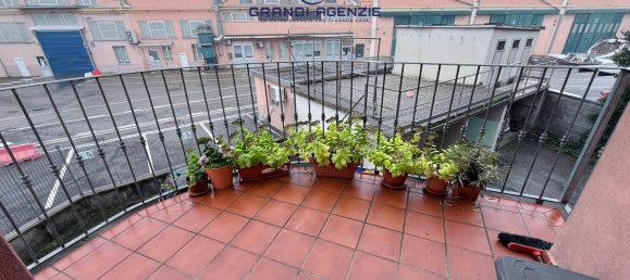 1 bedroom Apartment in Parma, Italy No. 22319 6