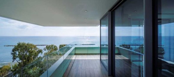 3 bedrooms Apartment in Agios Tychonas, Cyprus No. 19416 2