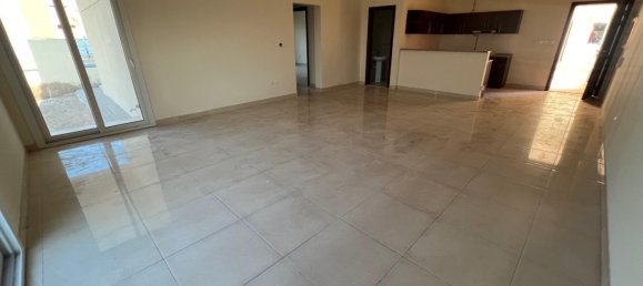 20 غرف نوم شقة في جبل علي, UAE رقم 8039 39