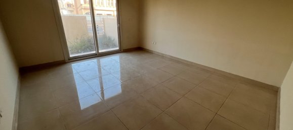 20 غرف نوم شقة في جبل علي, UAE رقم 8039 5