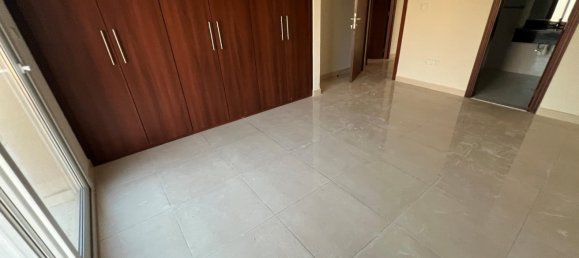 20 غرف نوم شقة في جبل علي, UAE رقم 8039 14