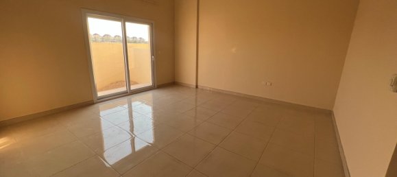 20 غرف نوم شقة في جبل علي, UAE رقم 8039 7