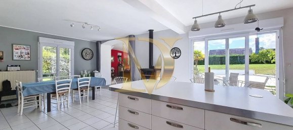 11-salle Châteaux à Saint-Georges-sur-Cher, France No. 229802 6