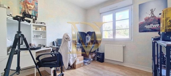 11-salle Châteaux à Saint-Georges-sur-Cher, France No. 229802 17