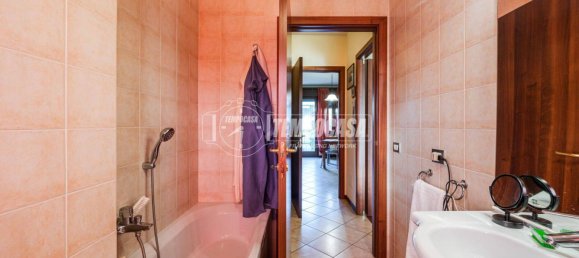 Apartamento de 1 dormitorio en Noceto, Italy No. 60881 12