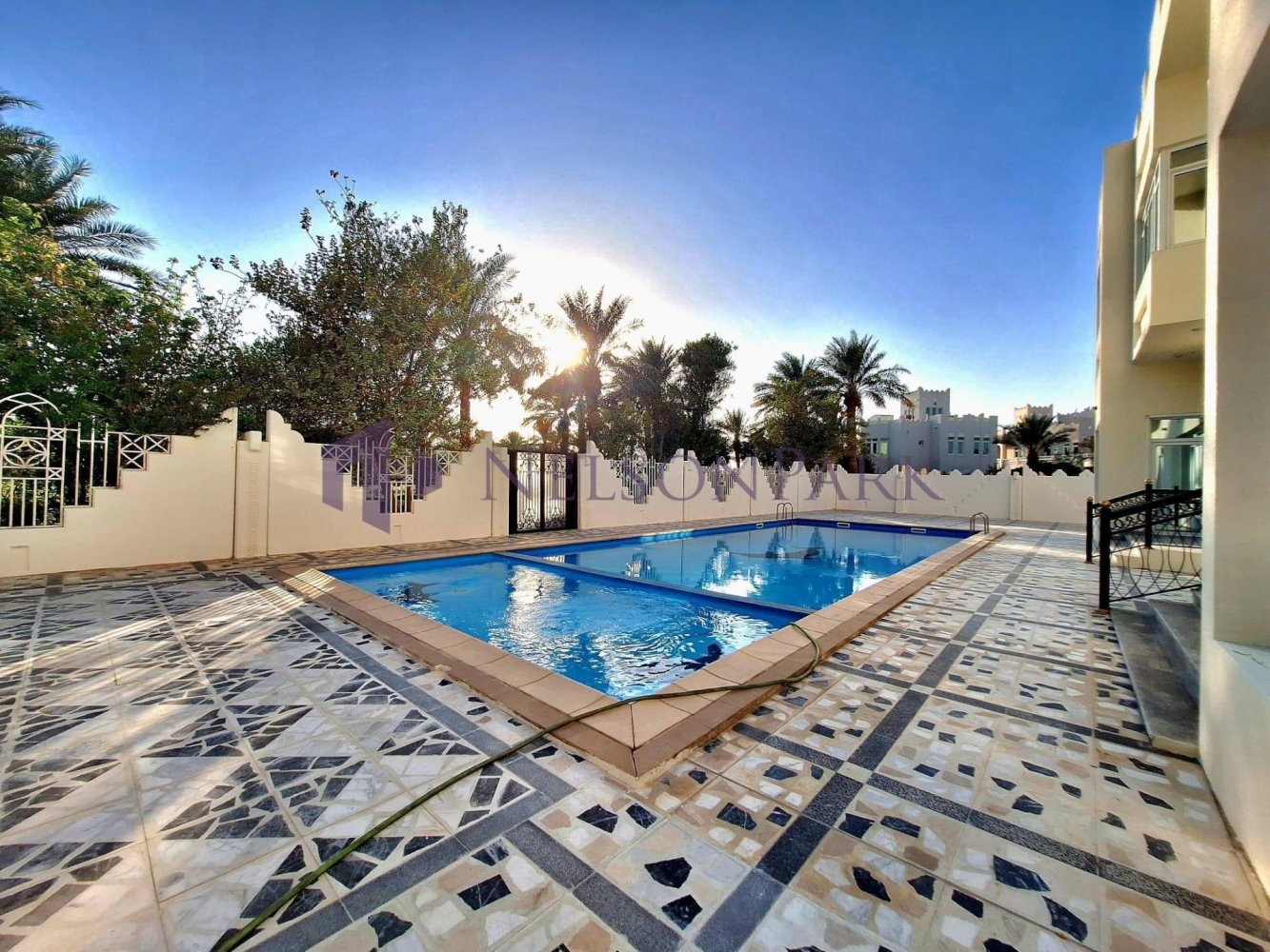 Villa de 7 dormitorios en Doha, Qatar No. 1696