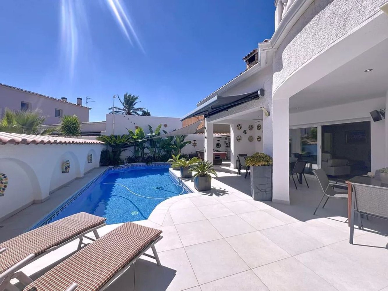 4 bedrooms House in Empuriabrava, Spain No. 232007