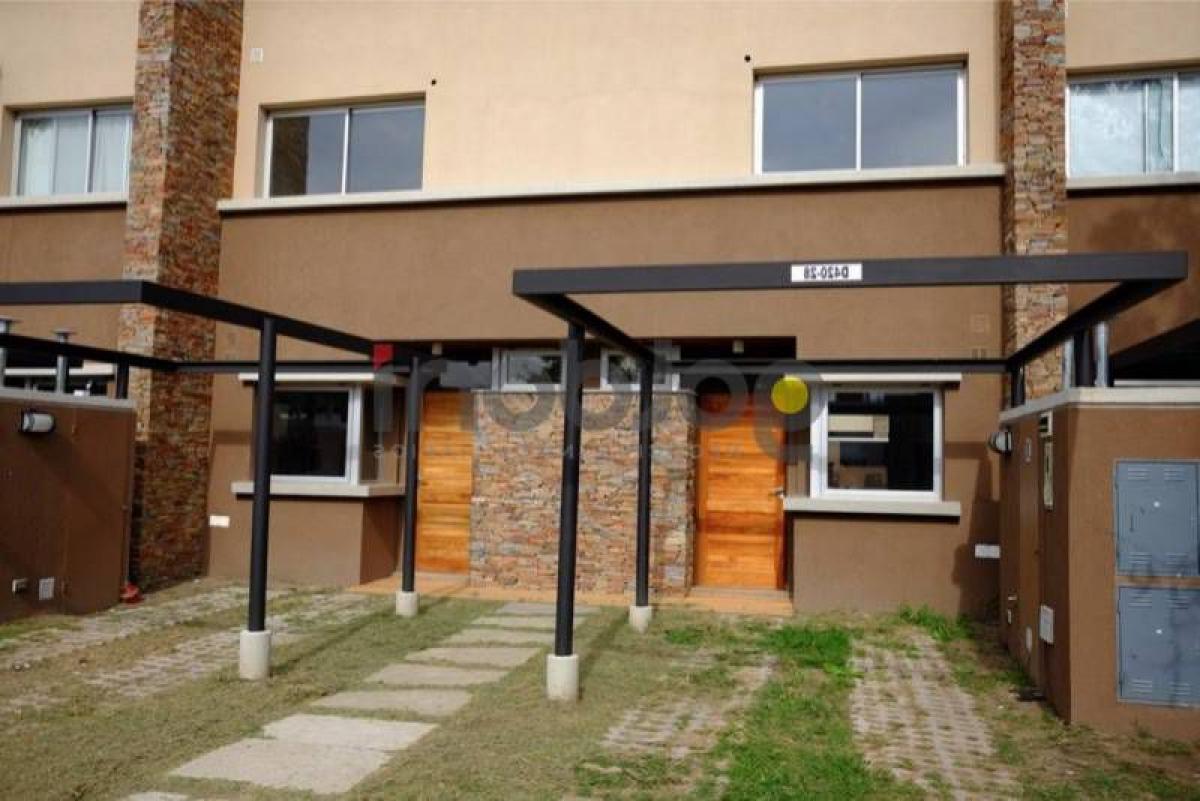 2 bedrooms Apartment in Berazategui, Argentina No. 2276