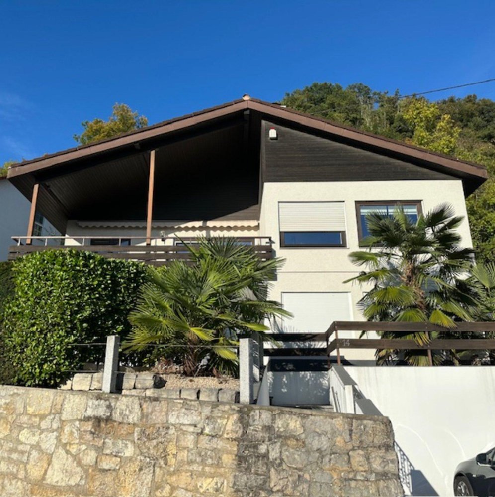 8 rooms Townhouse in Lorrach, Germany No. 218529