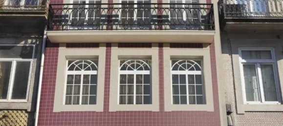 1 bedroom Building in Porto, Portugal No. 128925 2