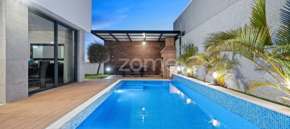 Casa de 3 dormitorios en Funchal, Portugal No. 25071 23