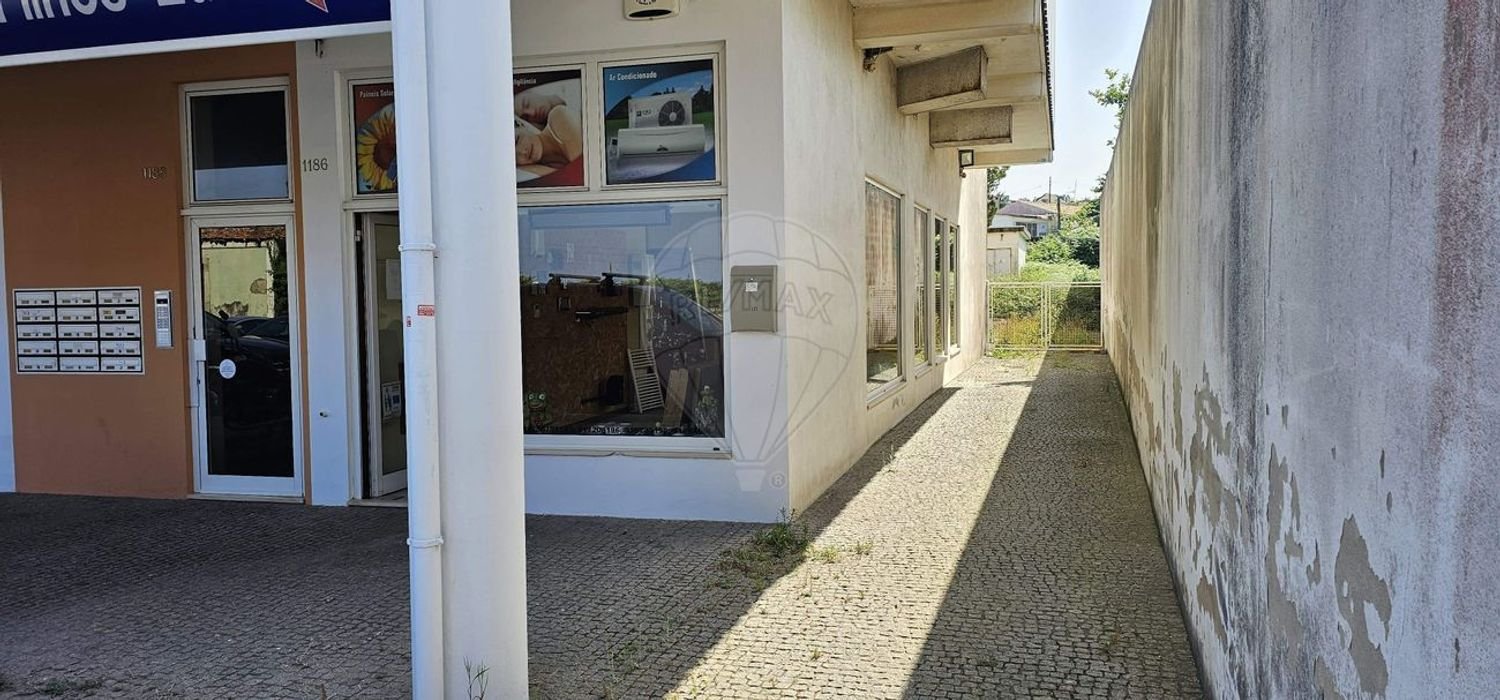  عقار تجاري في Esmoriz, Portugal 109متر مربع رقم 199379