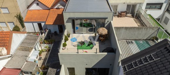 5 bedrooms House in Porto, Portugal No. 126960 25