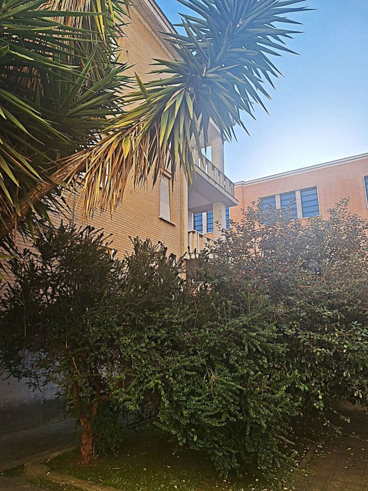 3 bedrooms Apartment in Latina, Italy No. 341057