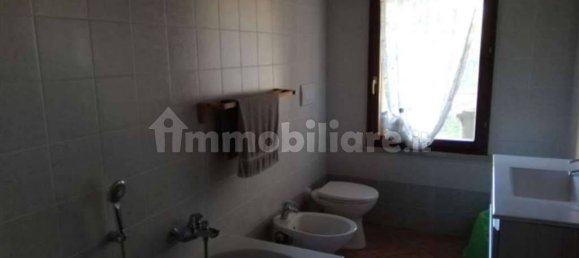 3 bedrooms Apartment in Castellucchio, Italy No. 379452 4