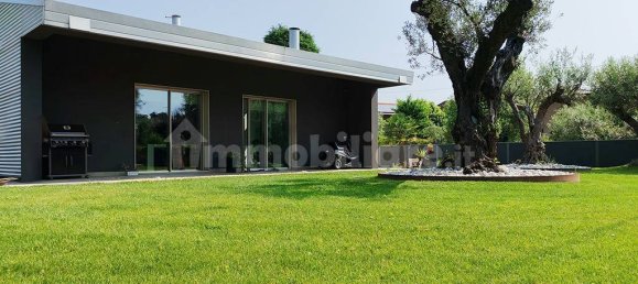 3 bedrooms Villa in Bassano del Grappa, Italy No. 207109 7