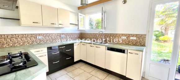 3 Schlafzimmer Haus in Troyes, France, Nr. 301506 5