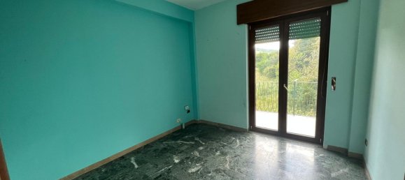5 rooms Apartment in Avellino, Italy No. 24304 33