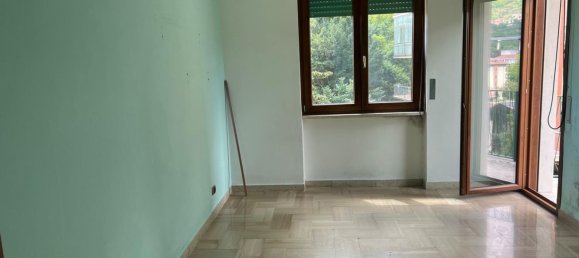 5 rooms Apartment in Avellino, Italy No. 24304 15
