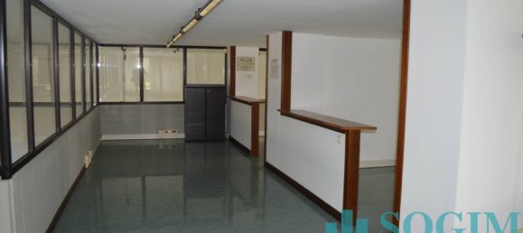 Lagerhaus in Olgiate Comasco, Italy 2430m², Nr. 329701 44