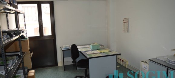 Lagerhaus in Olgiate Comasco, Italy 2430m², Nr. 329701 49