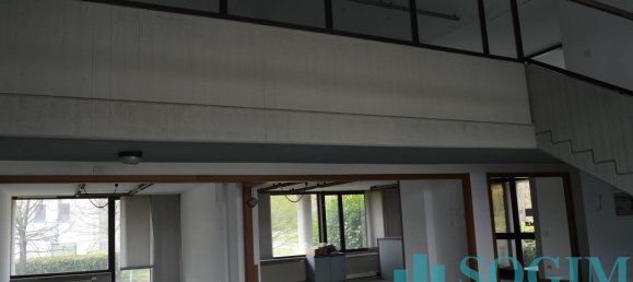 Lagerhaus in Olgiate Comasco, Italy 2430m², Nr. 329701 40