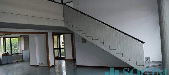 Lagerhaus in Olgiate Comasco, Italy 2430m², Nr. 329701 41