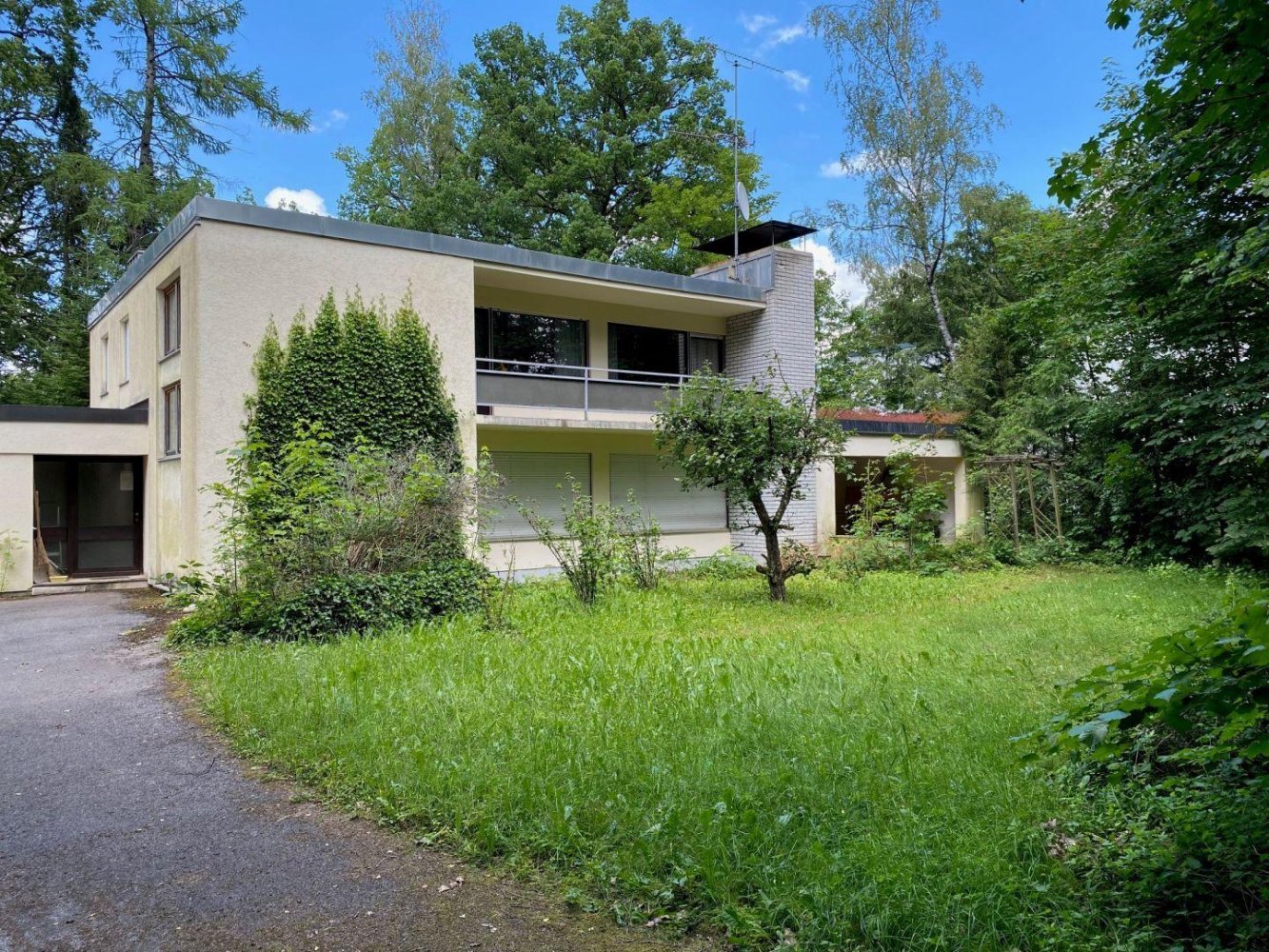 5 rooms Villa in Ebersberg, Germany No. 179859