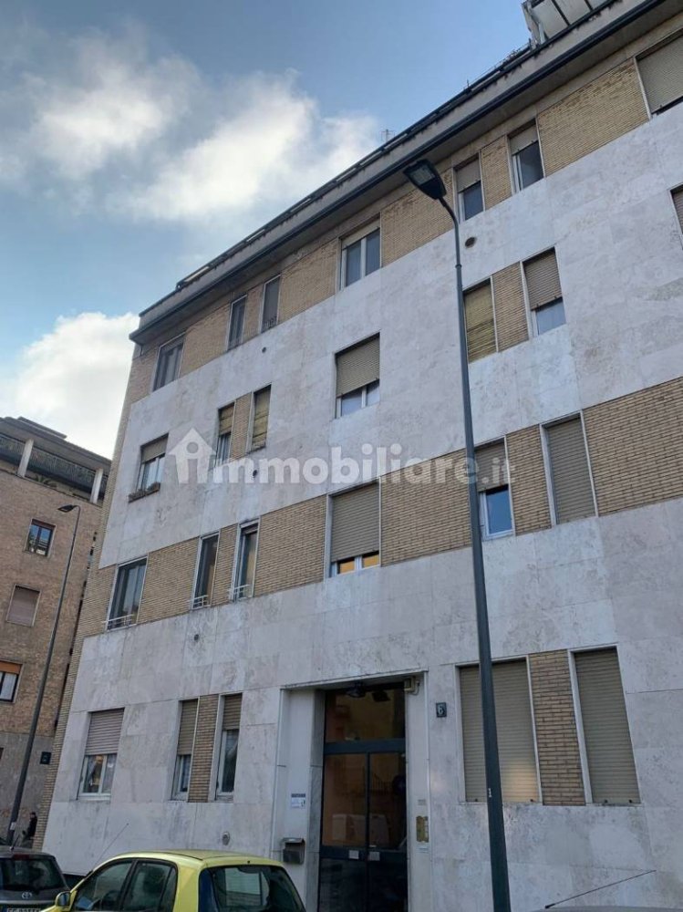 Apartamento T2 em Milan, Italy N.º 378526