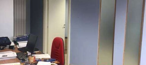 Bureau à Pinerolo, Italy 72m² No. 164478 4