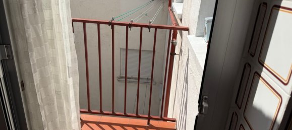 Apartamento de 3 dormitorios en Madrid, Spain No. 177944 19