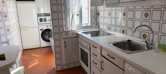Apartamento de 3 dormitorios en Madrid, Spain No. 177944 23
