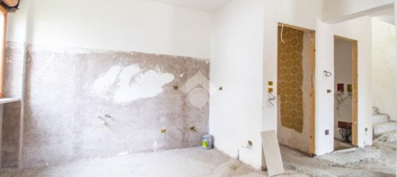 Квартира с 2 спальнями в Читтадукале, Италия № 291920 4