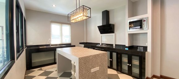 Casa de 5 dormitorios en Chiang Mai, Thailand No. 11290 15