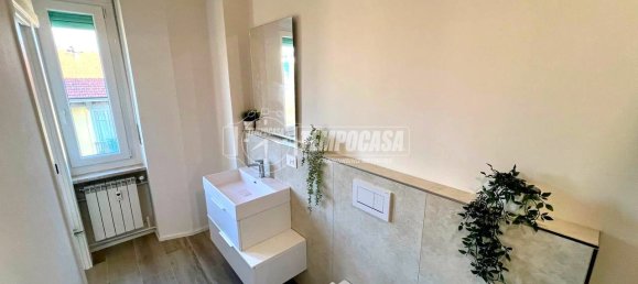2 bedrooms Apartment in Turin, Italy No. 137494 27